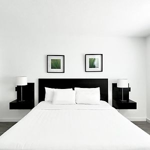One-Bedroom King Suite Mobility accessible